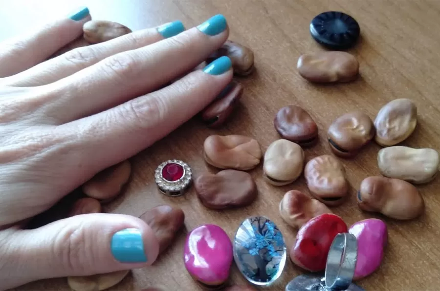 bakla falı nedir nasıl bakılır kim bakar bakla falına bakan falcılar baktır bakla falı falcısı en iyi falcı online telefonda canlı sesli whatsapp 100 100 çıkan fal hemen çıkan fal falcısı bakla